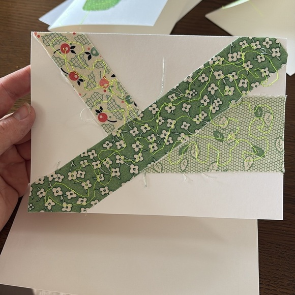 Handmade Green and White Greeting Cards with fabric - Picture 5 of 5
